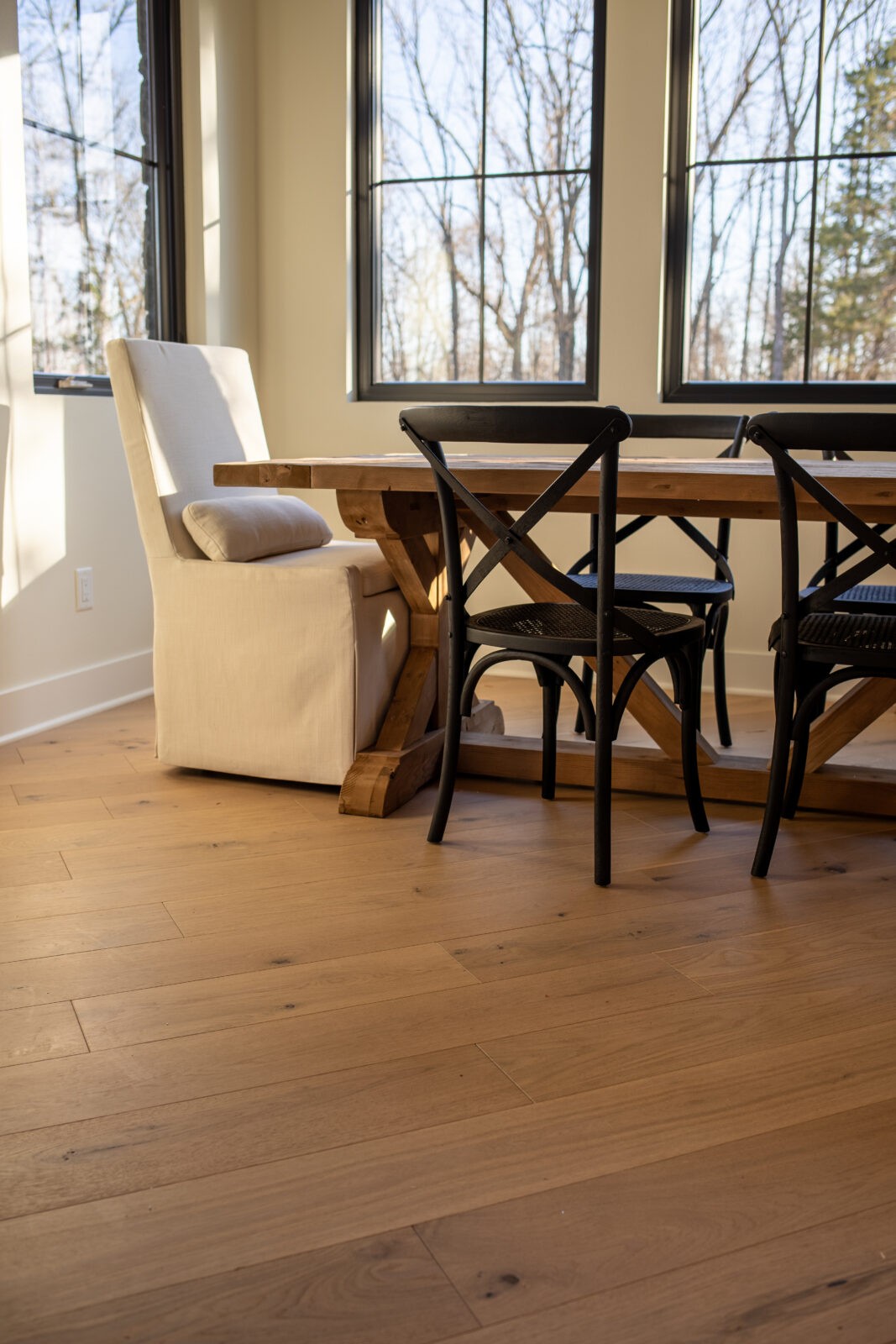 Hardwood floors in sitting room | America's Flooring Store