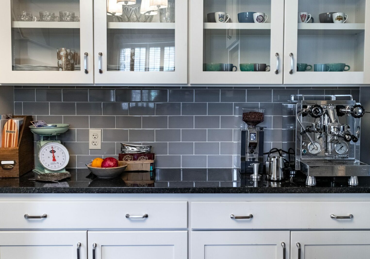 Tile backsplash in kitchen | America's Flooring Store